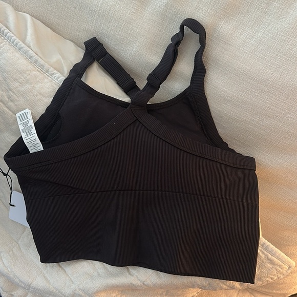 Alo Black Seamless Ribbed Cropped Top - Picture 3 of 3